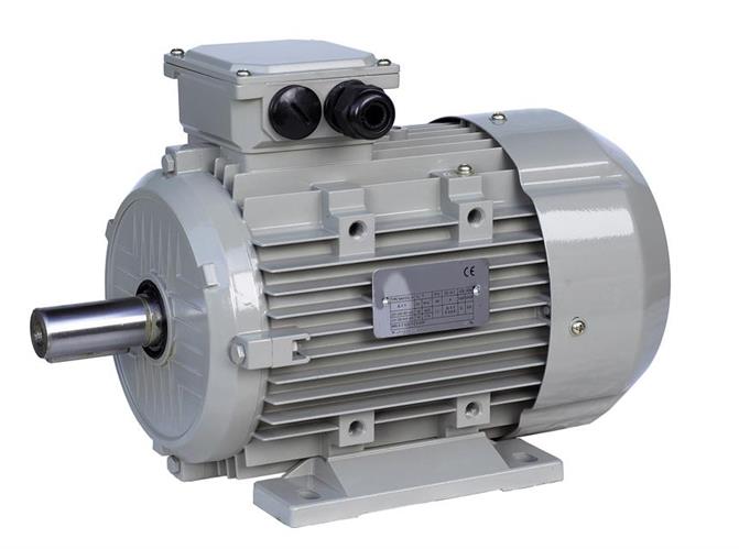  
 Bauform: B3 
 Leistung: 1,1 kW 
 Drehzahl: 2-polig - 3000 U/min 
 Spannung: 230/400 V 
 